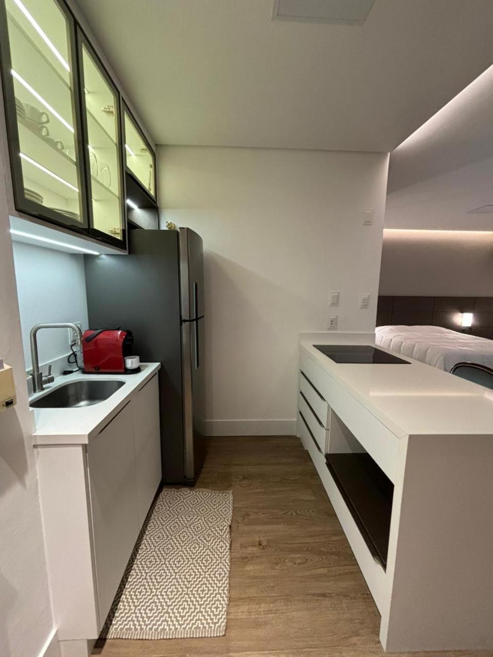 Apart Hotel Moderno Em Joinville Exterior photo